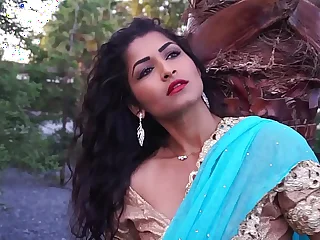 Desi Bhabi Maya Rati Nigh Hindi Song - Maya